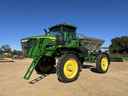 2023 John Deere 400R Image