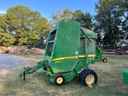 2010 John Deere 568