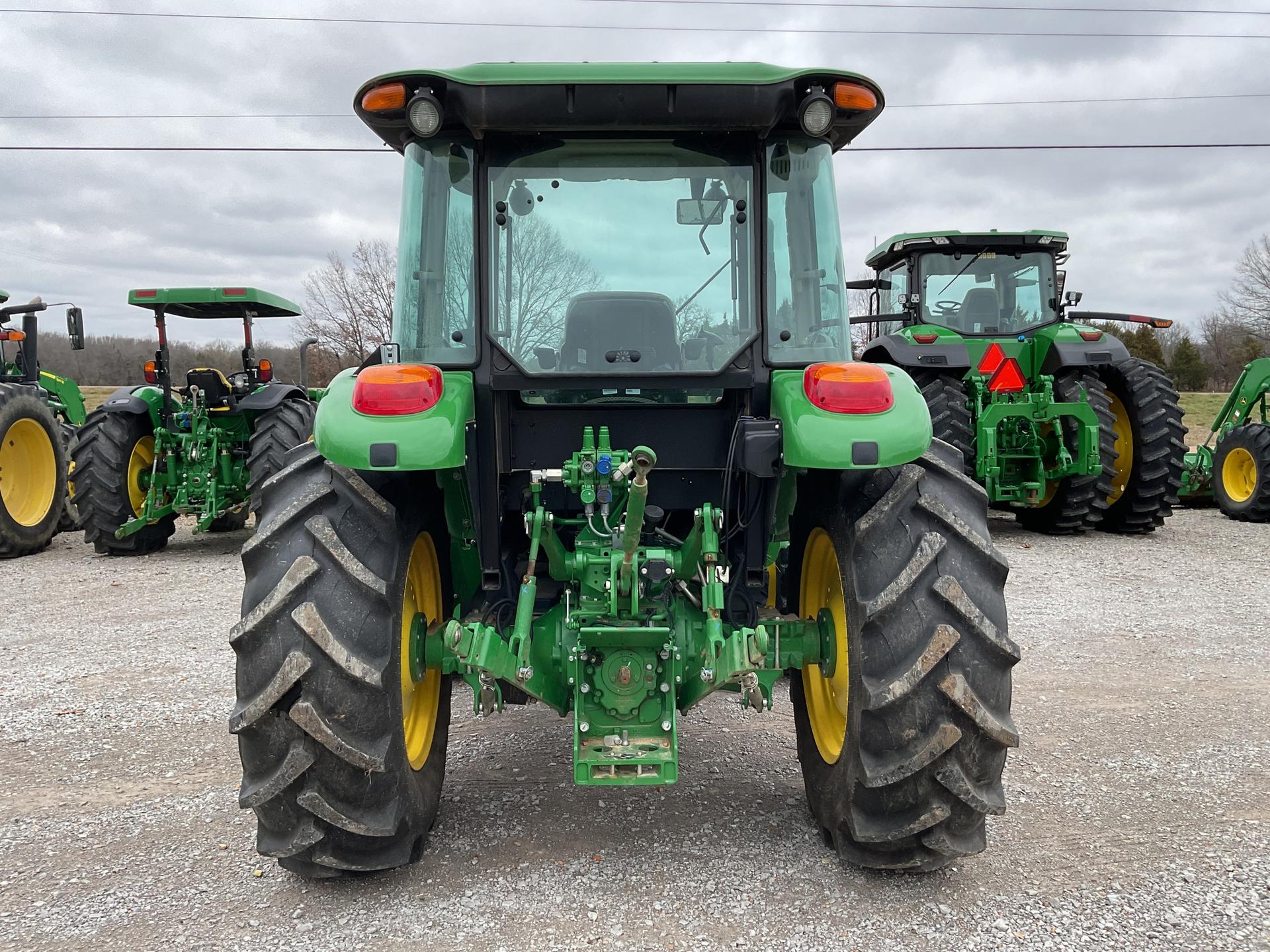 2022 John Deere 5090E Image