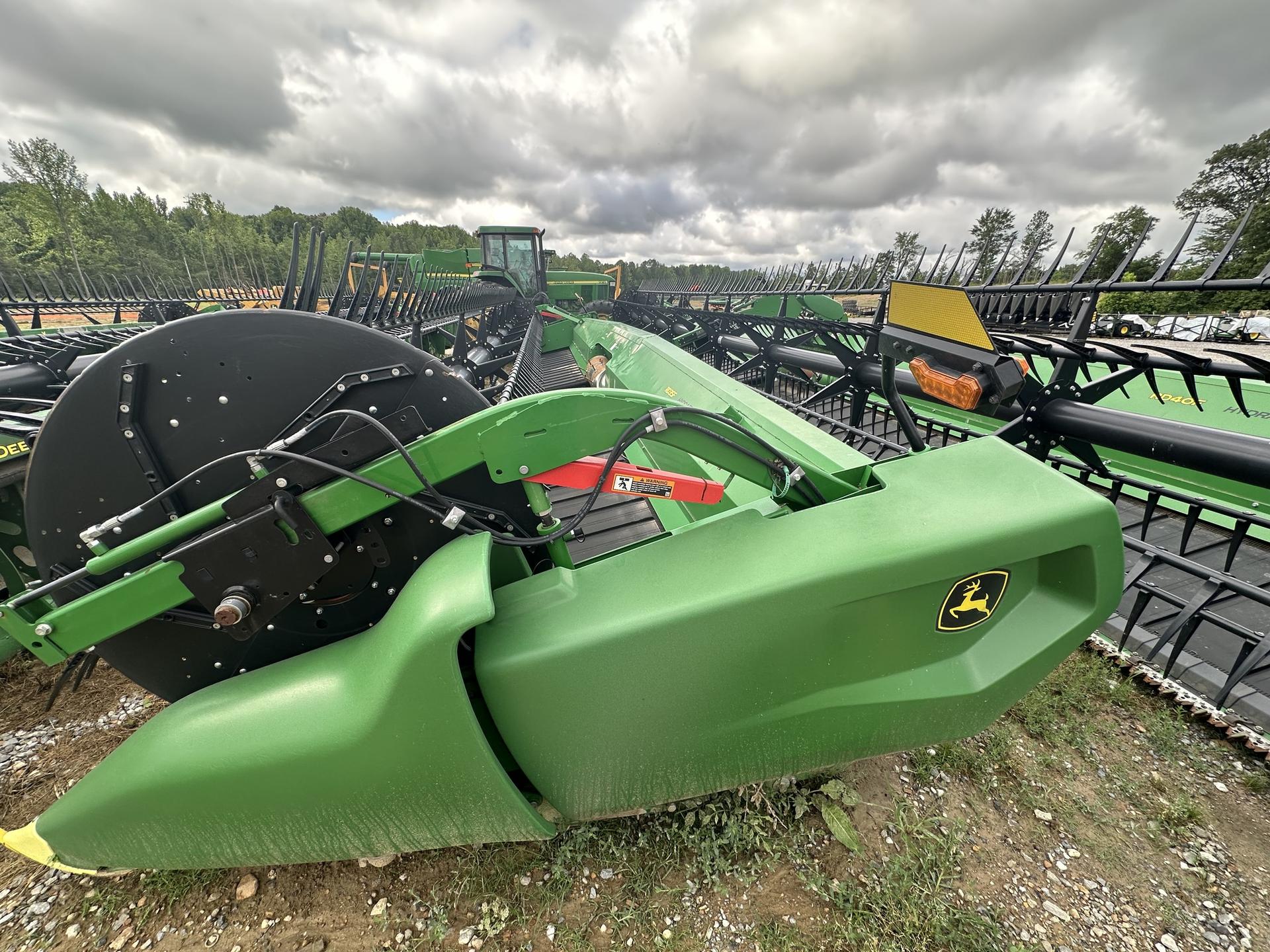 2022 John Deere RD35F