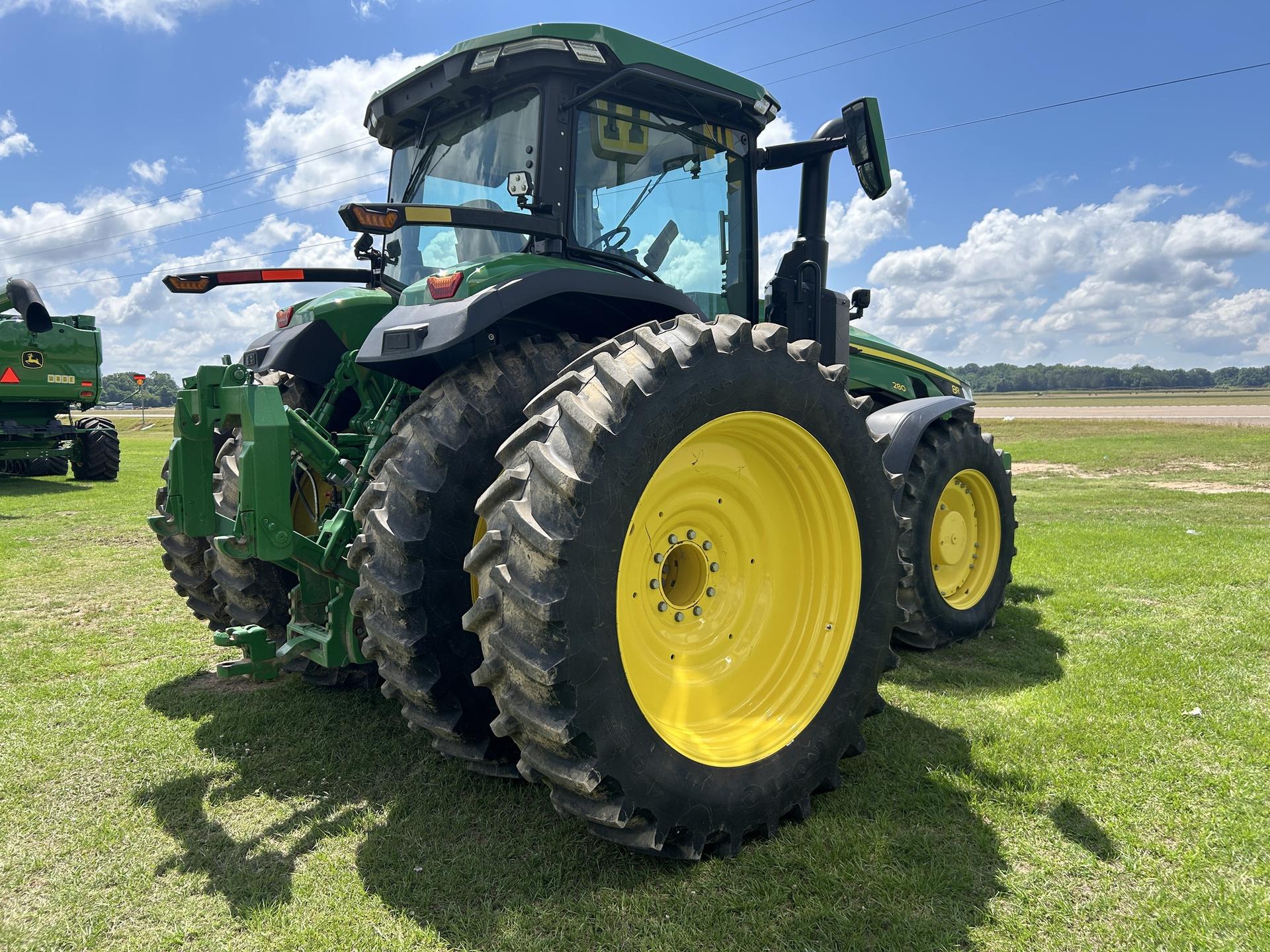 2023 John Deere 8R 280