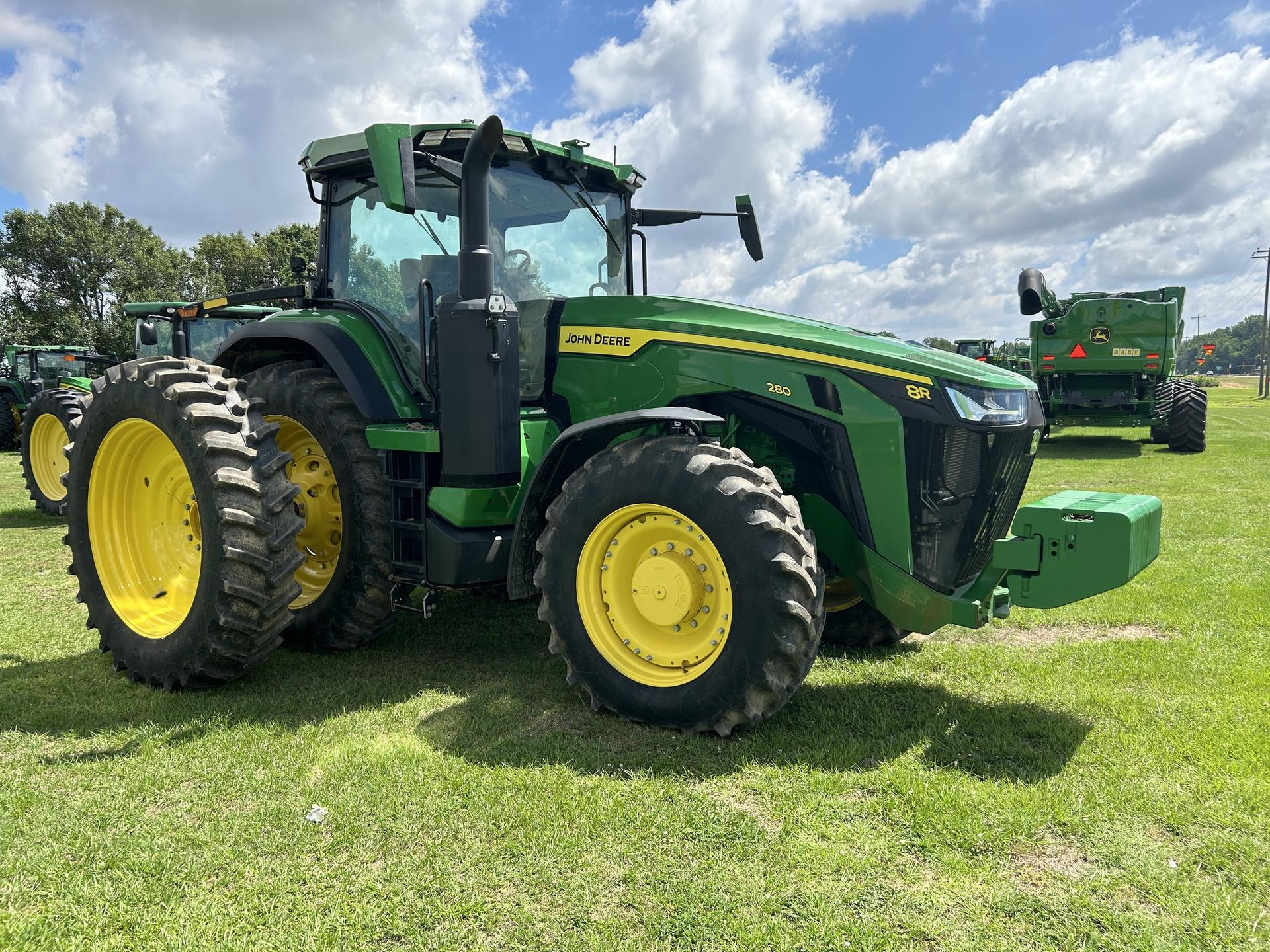 2023 John Deere 8R 280