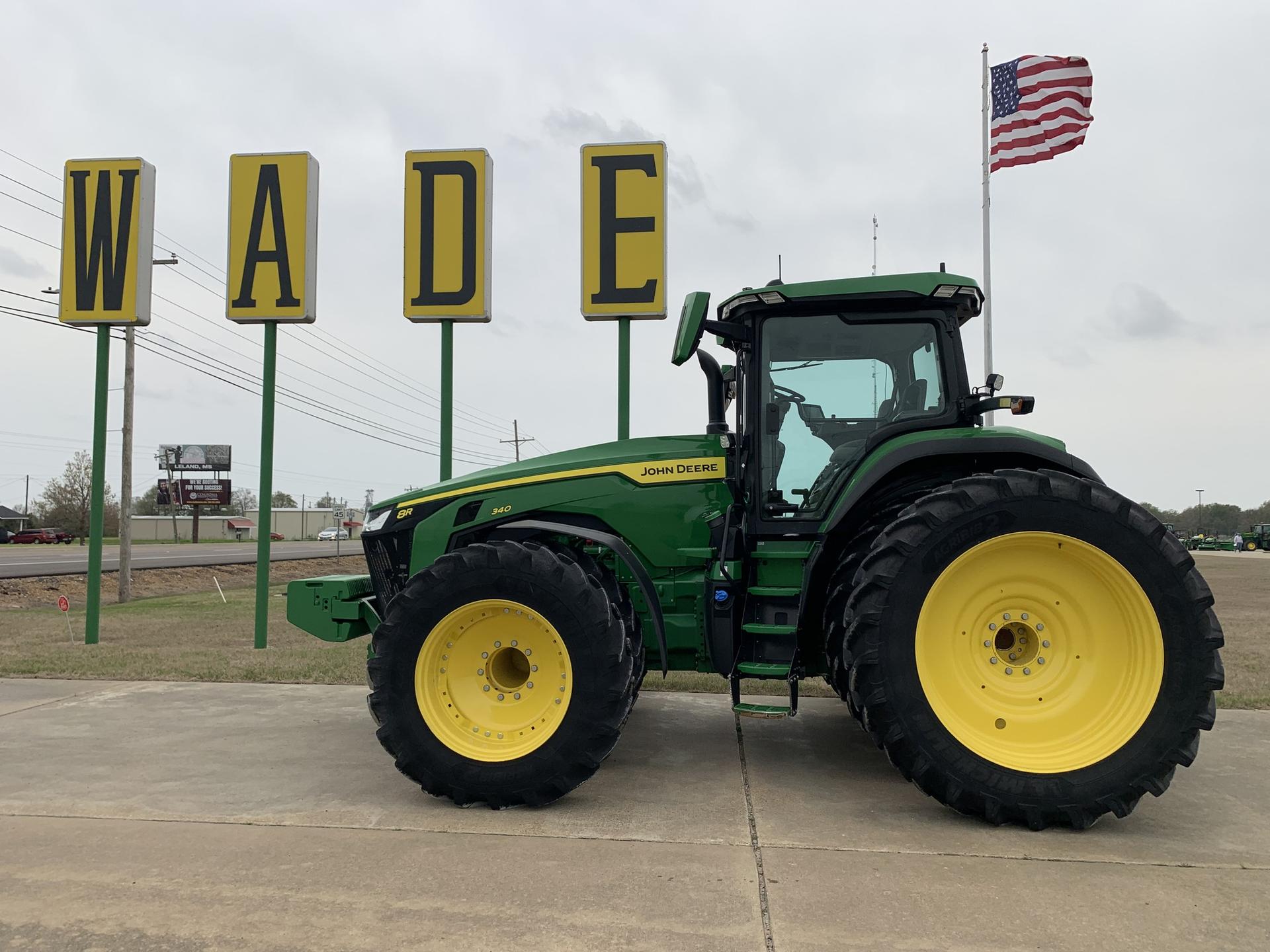 2023 John Deere 8R 340