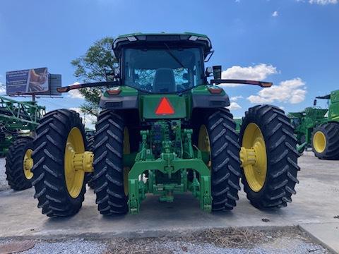 2022 John Deere 8R 310