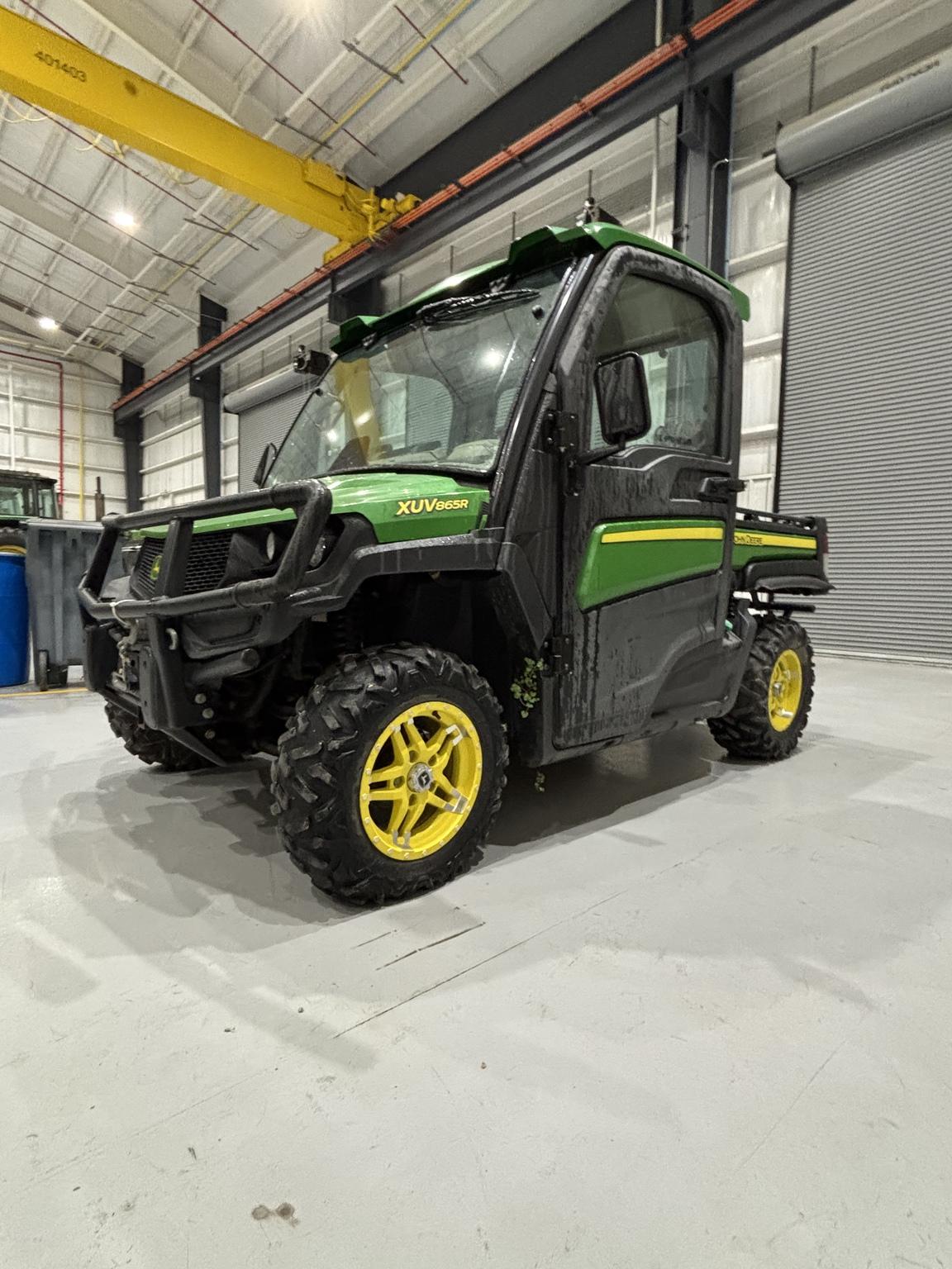 2020 John Deere 865R