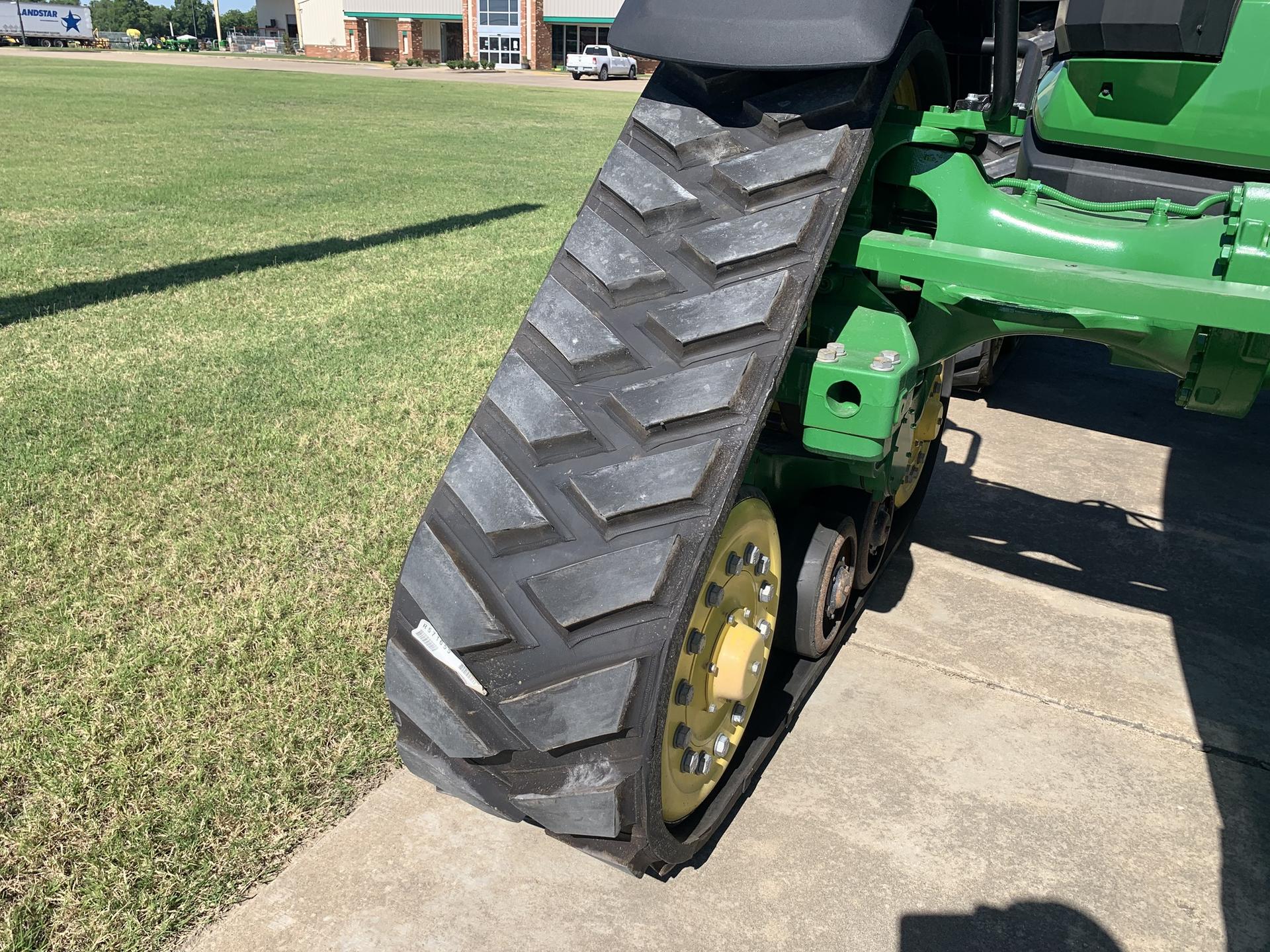 2021 John Deere 8RX 370 Image