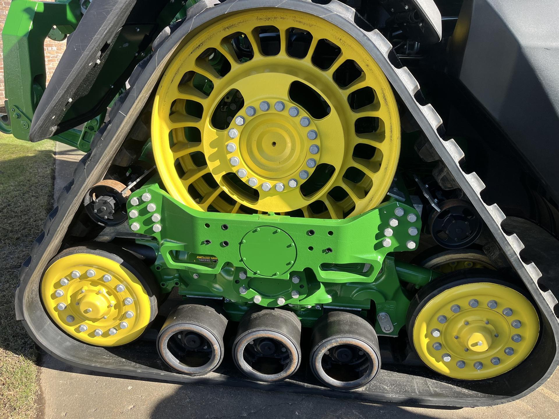 2023 John Deere 8RX 340