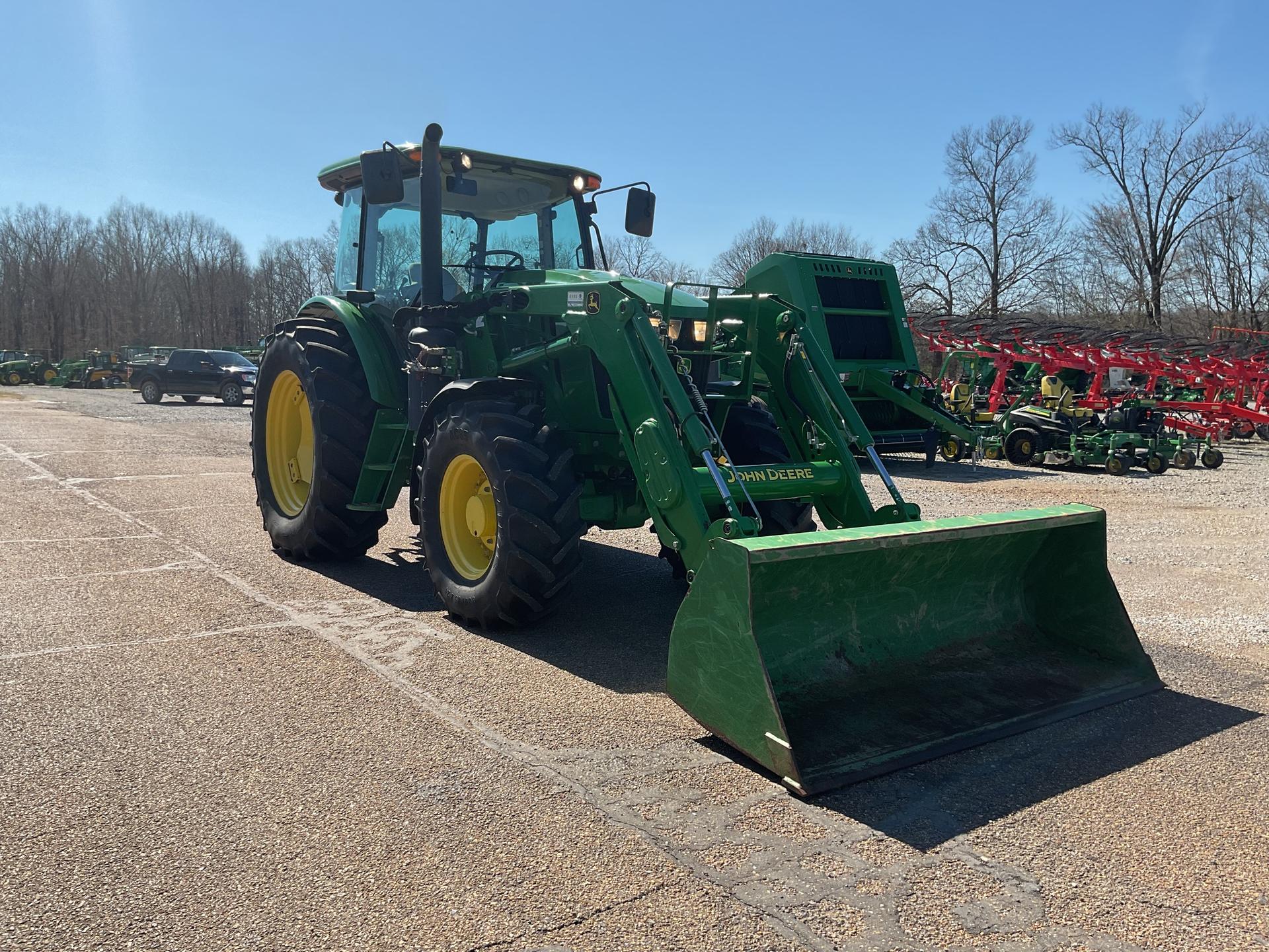 2017 John Deere 6120E Image