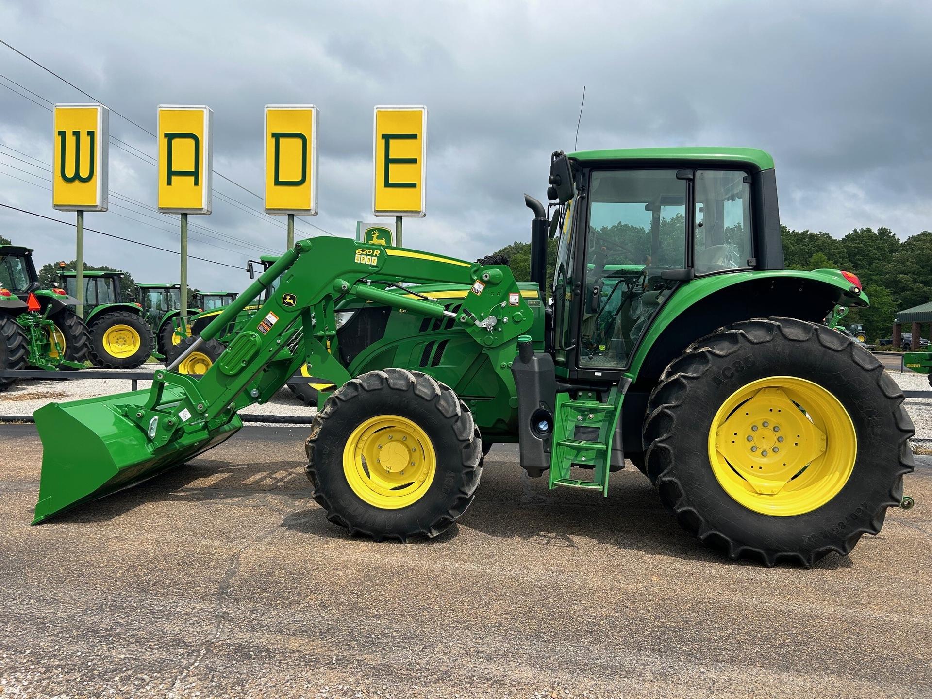 2018 John Deere 6110M