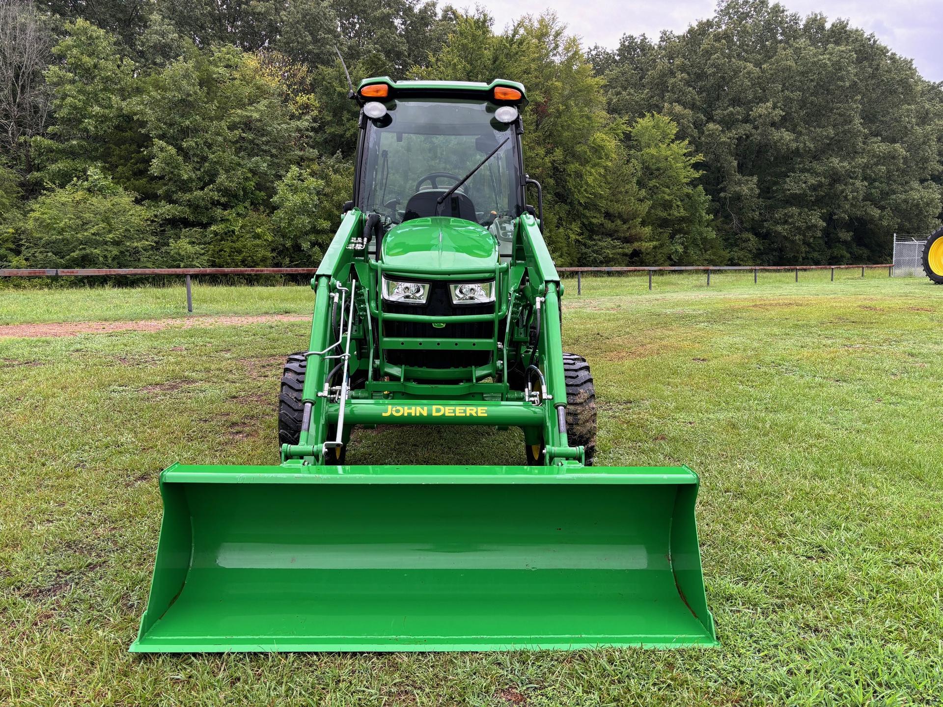 2019 John Deere 4066R