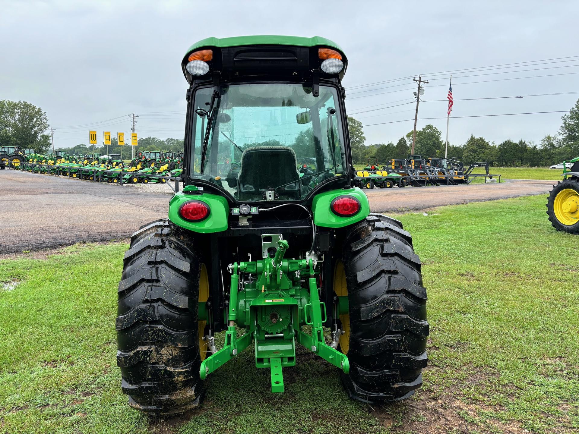 2019 John Deere 4066R