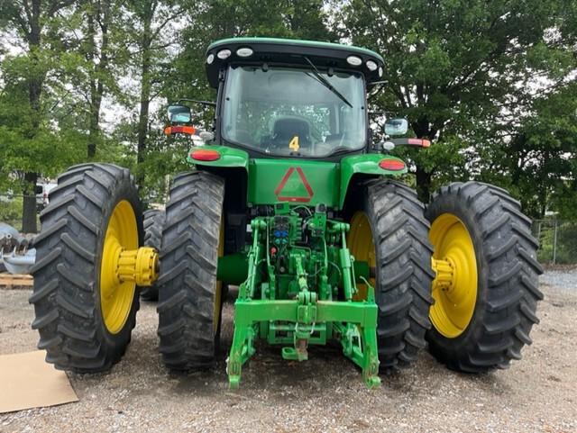 2018 John Deere 8270R