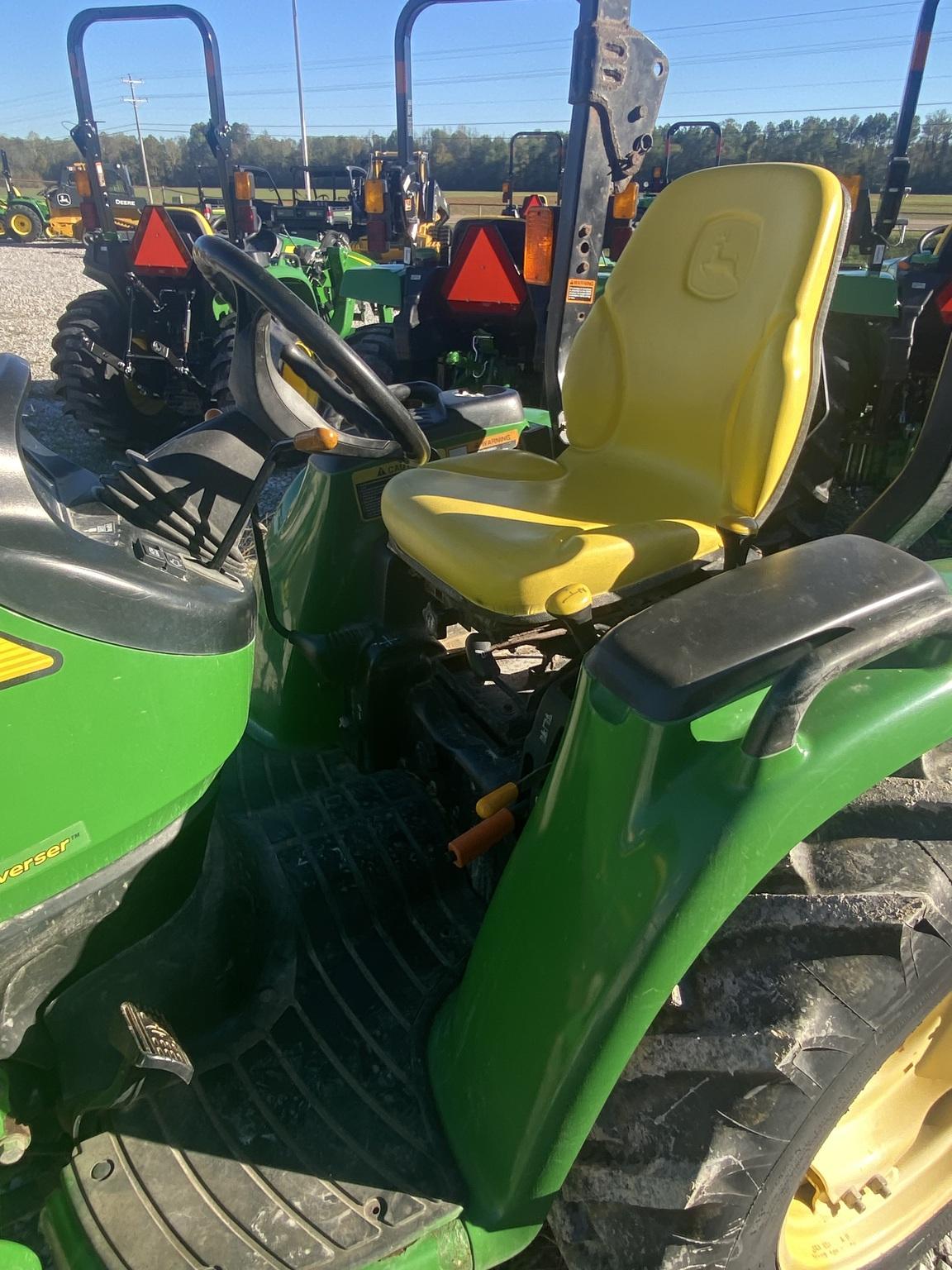 2009 John Deere 3520