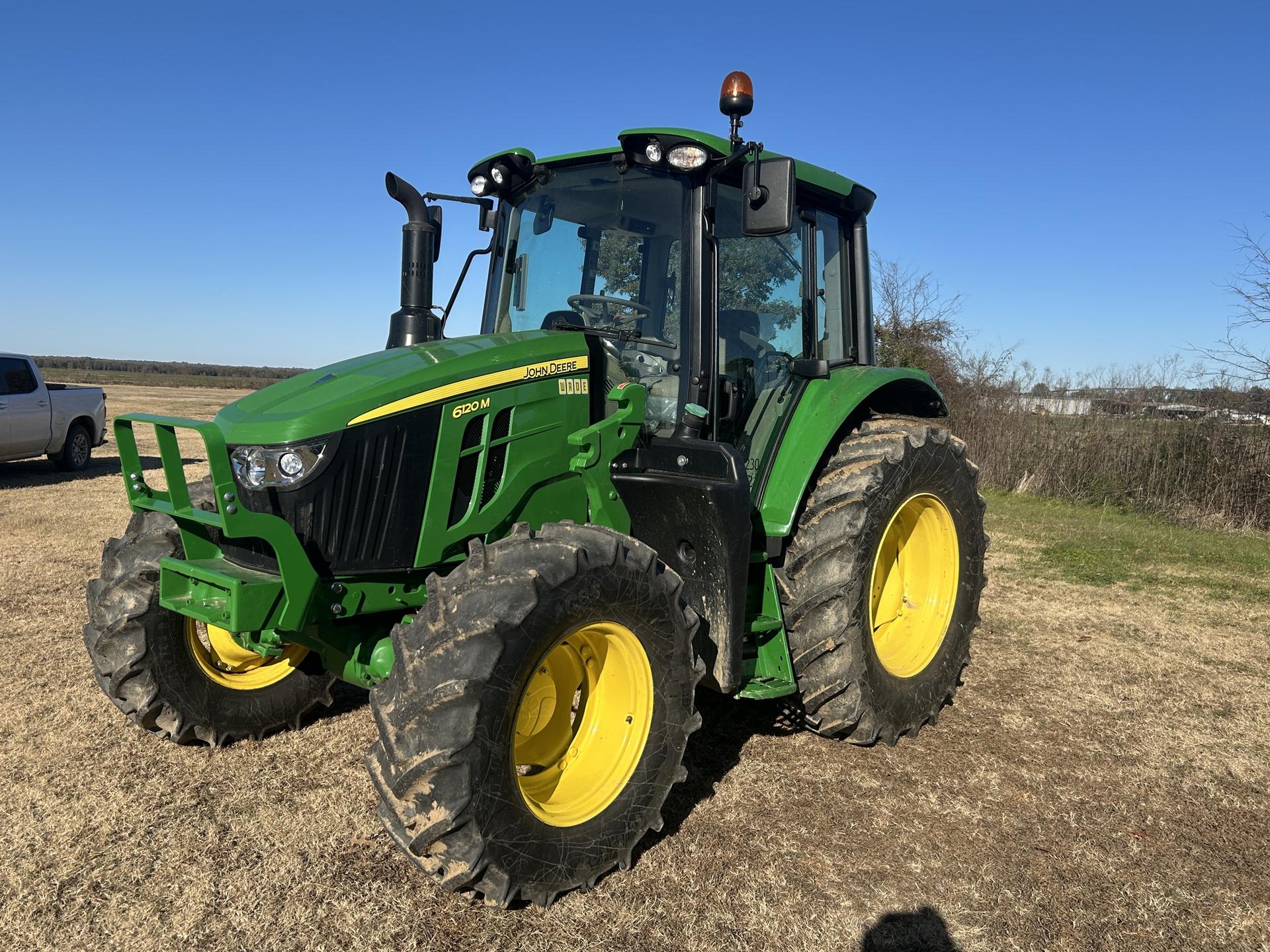 2023 John Deere 6120M Image