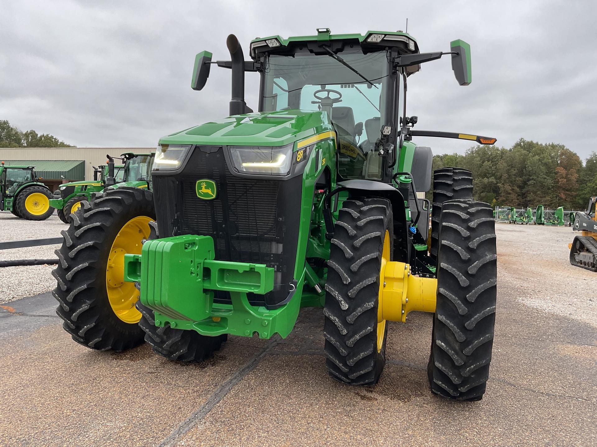 2022 John Deere 8R 280