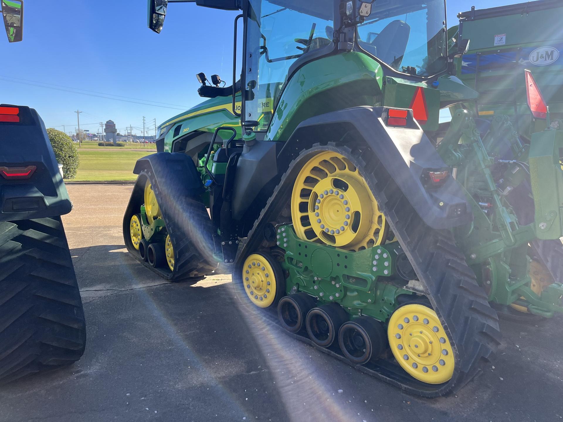 2023 John Deere 8RX 340