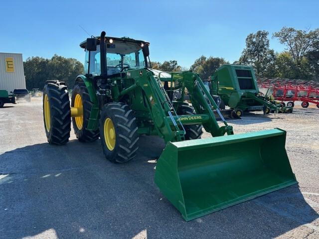 2022 John Deere 6120E Cab