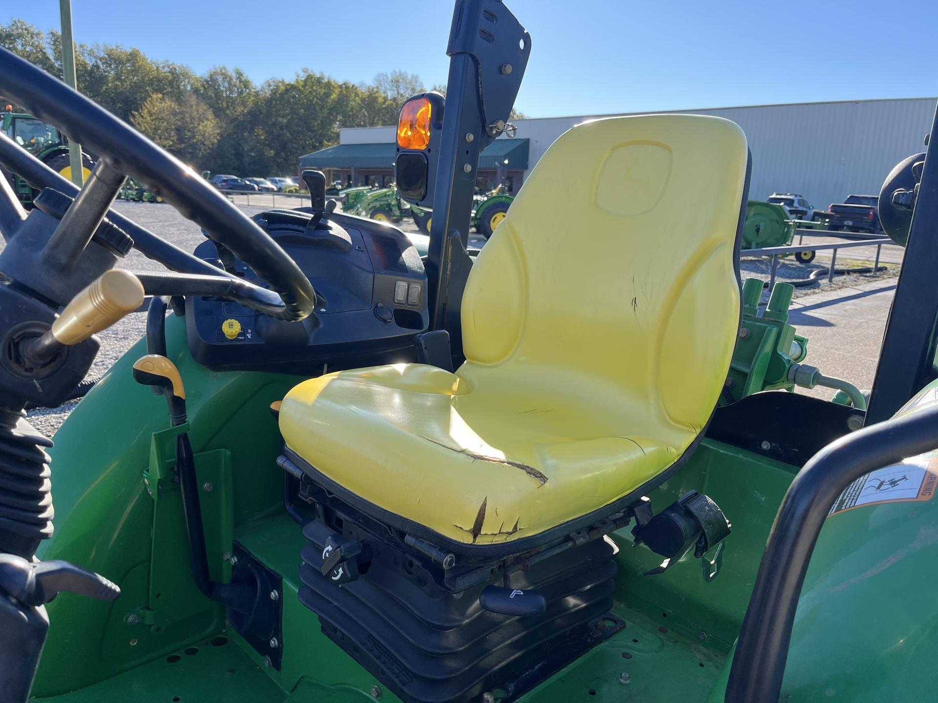 2010 John Deere 5095M