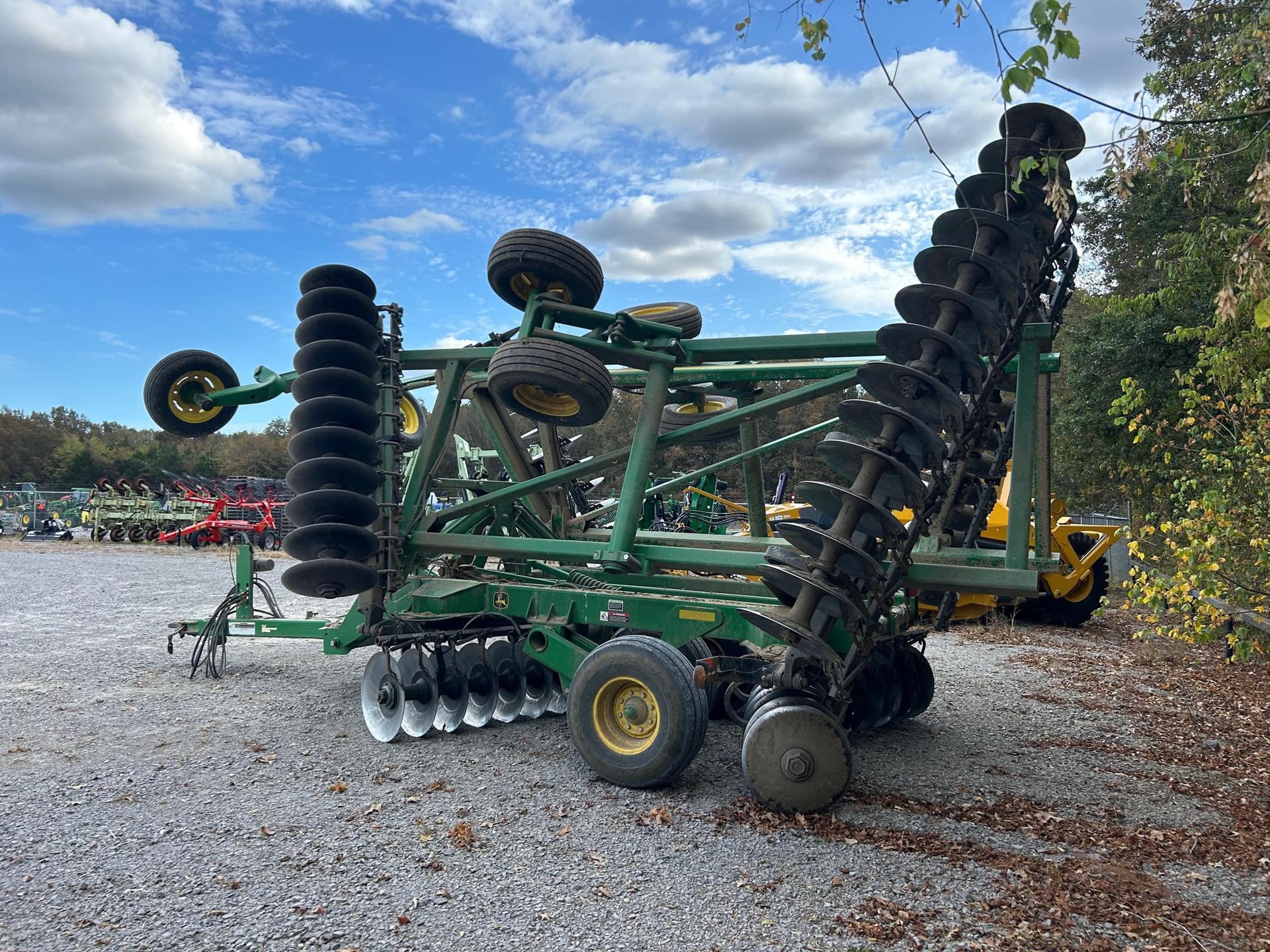 2014 John Deere 2623