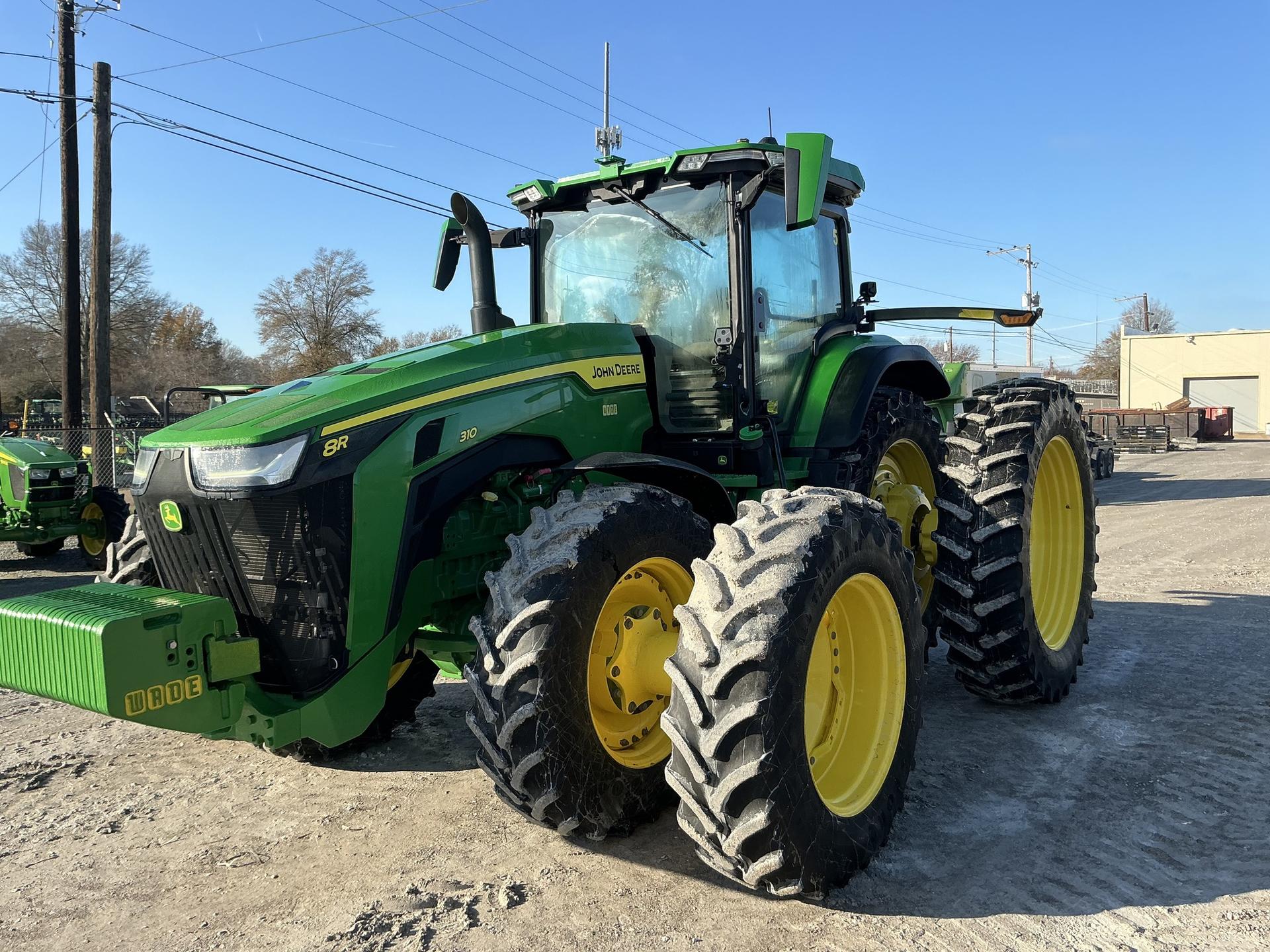 2022 John Deere 8R 310 Image