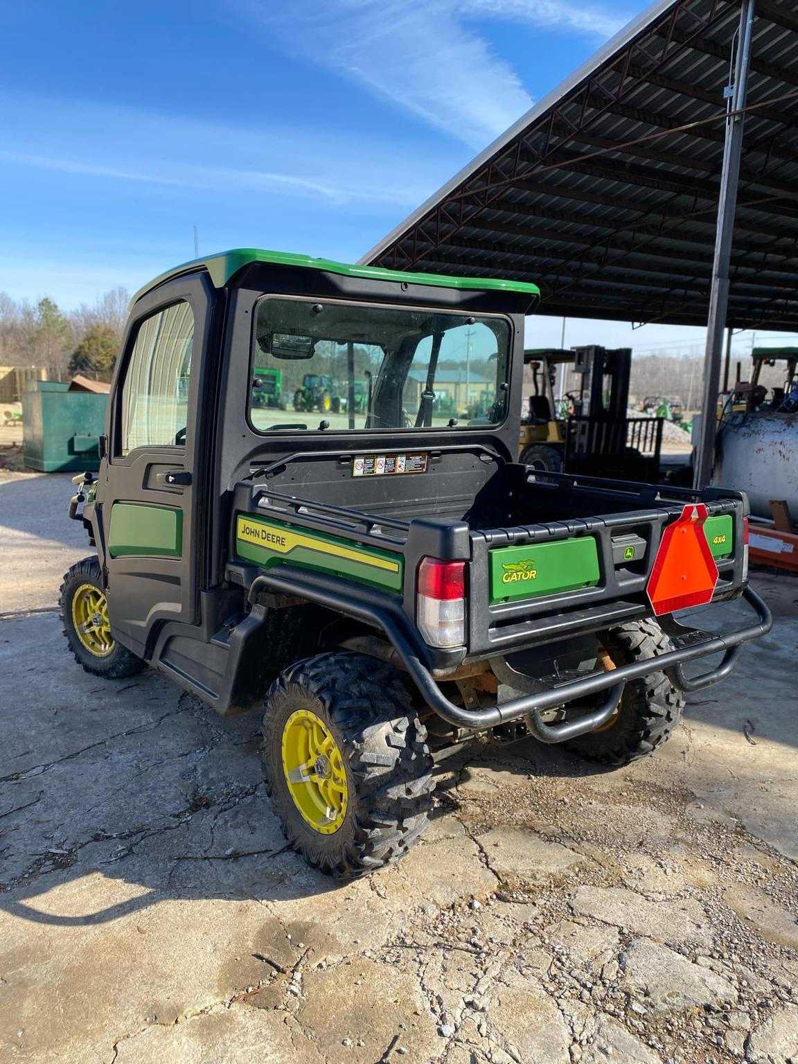 2021 John Deere XUV 835R Image