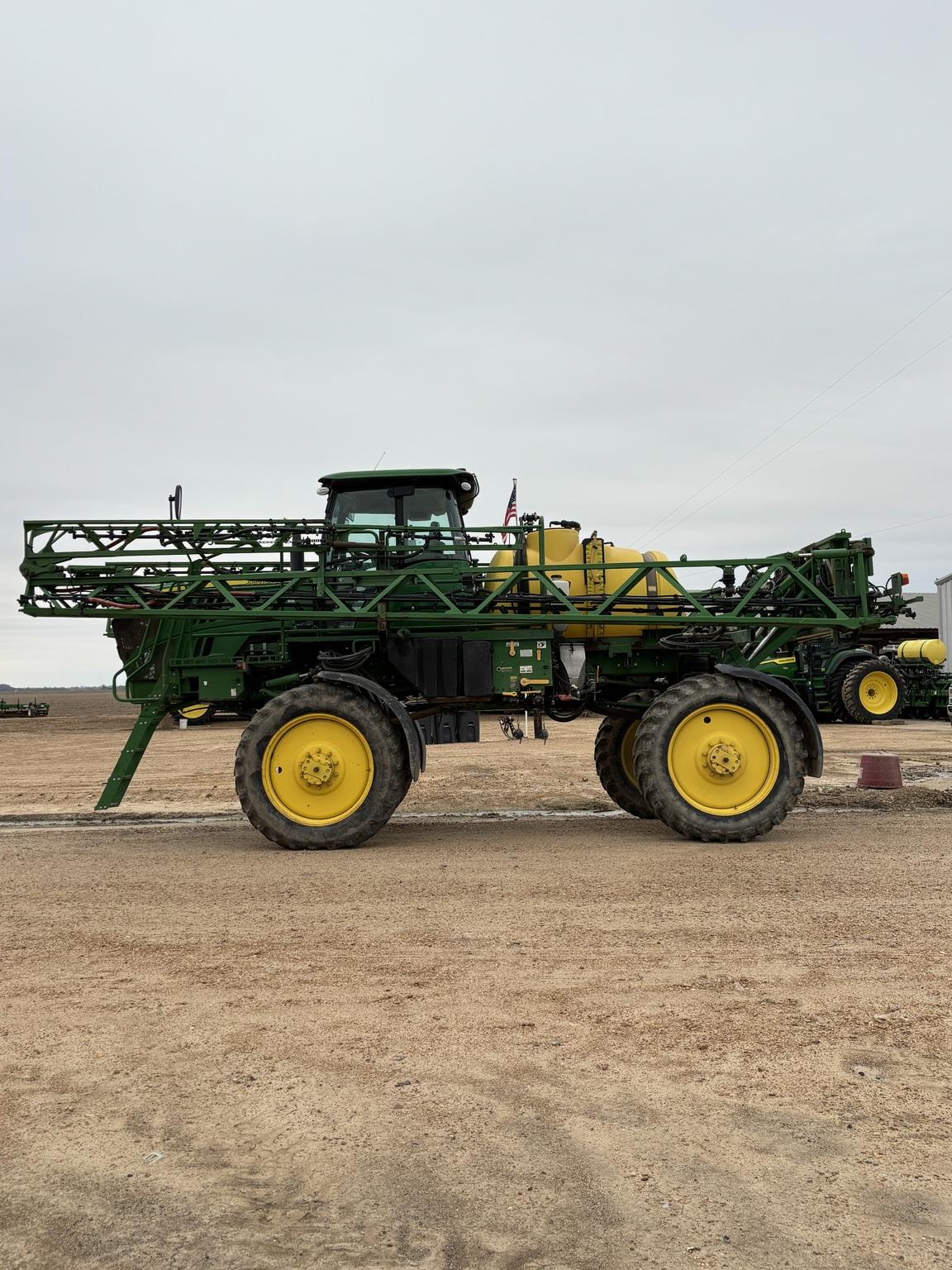 2019 John Deere R4023 Image