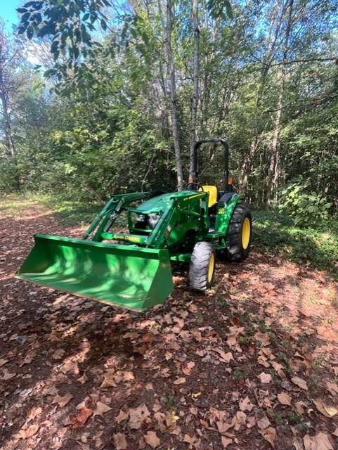 2019 John Deere 4044M