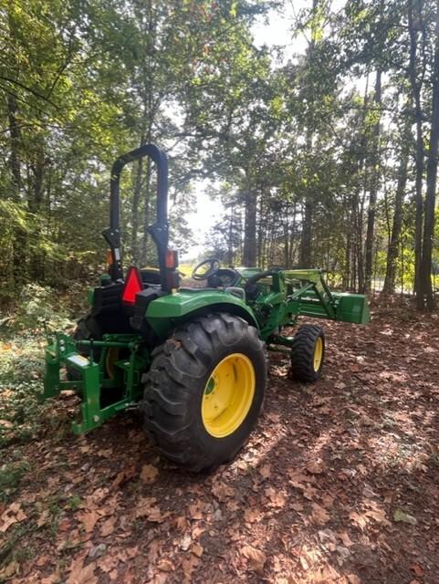 2019 John Deere 4044M