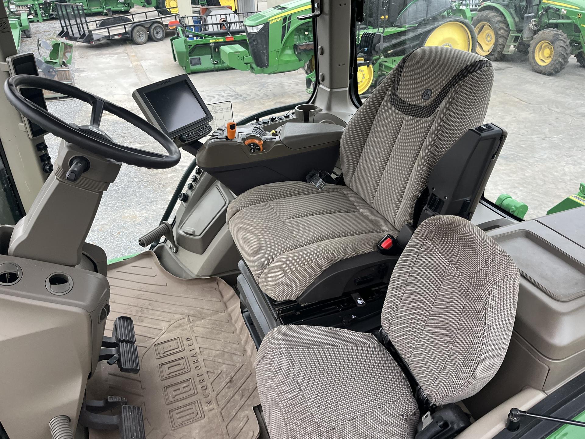 2023 John Deere 8RX 340 Image