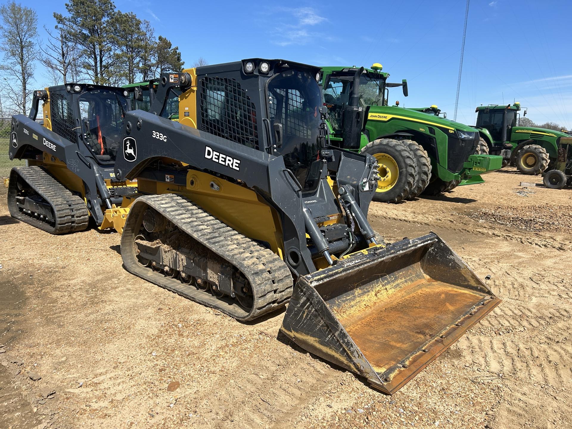 2023 John Deere 333G