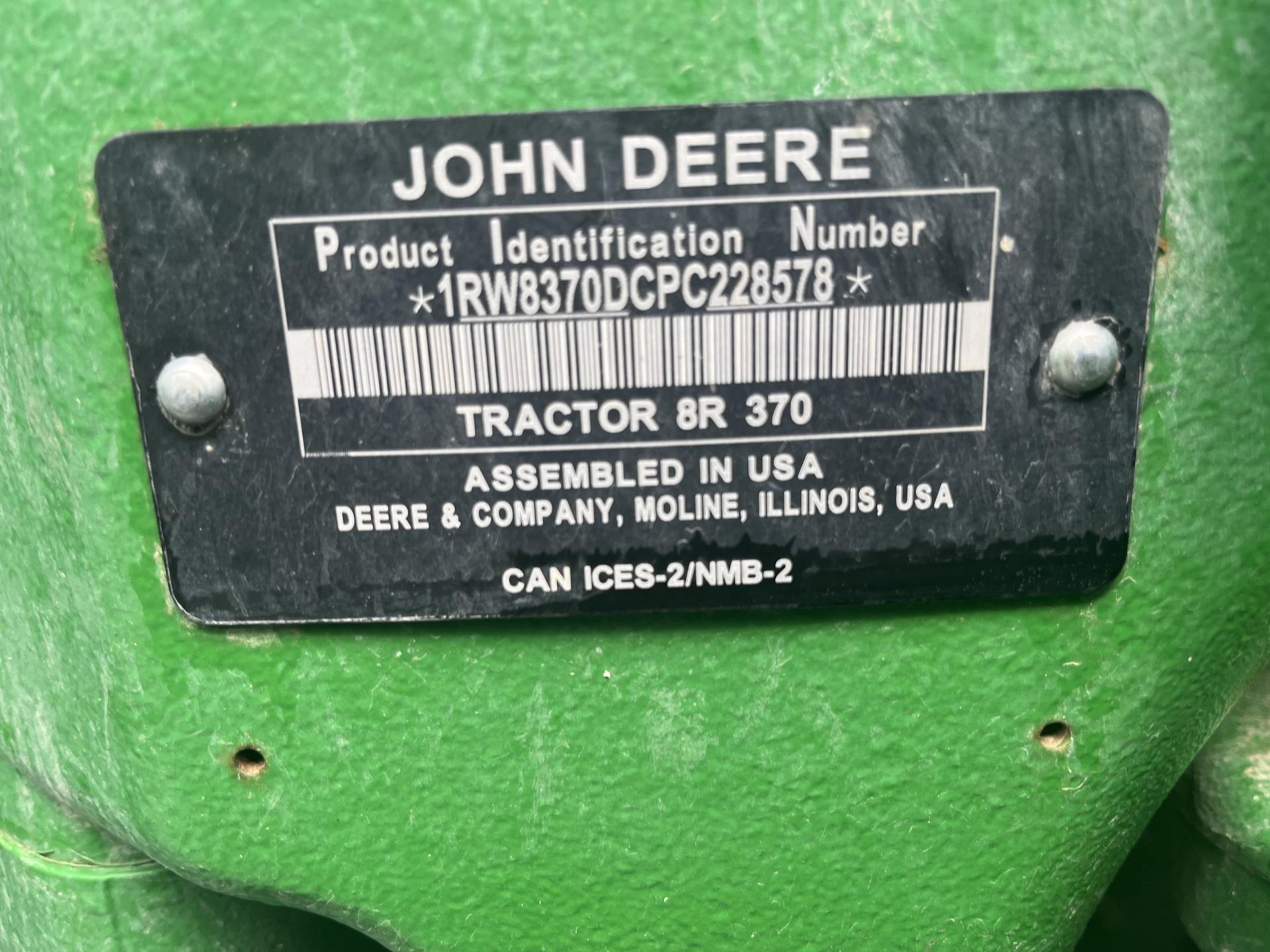 2023 John Deere 8R 370