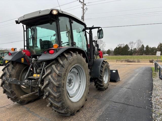 2023 Massey Ferguson 4707 Image