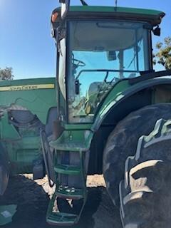 2008 John Deere 8130 Image