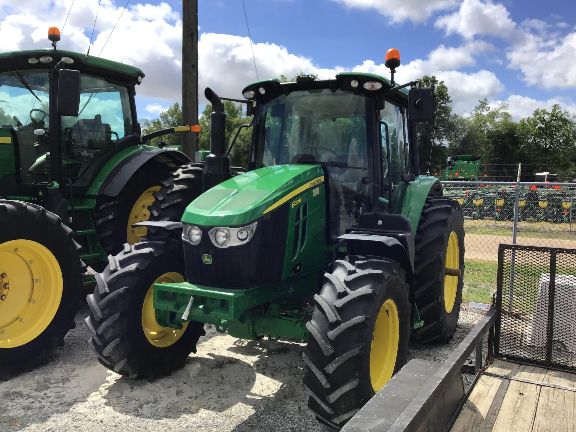 2023 John Deere 6120M