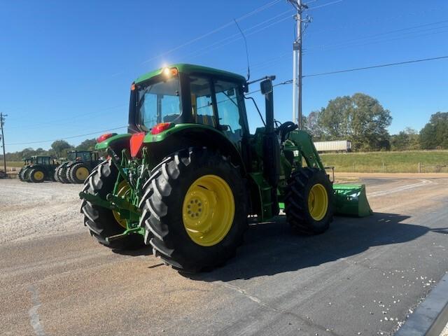 2019 John Deere 6120M