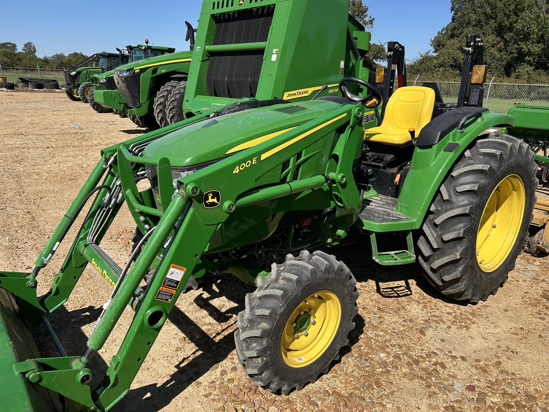 2022 John Deere 4052M Image