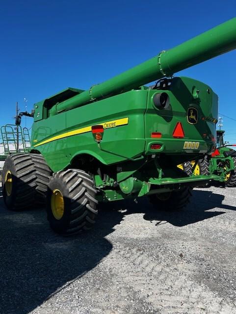 2022 John Deere S780