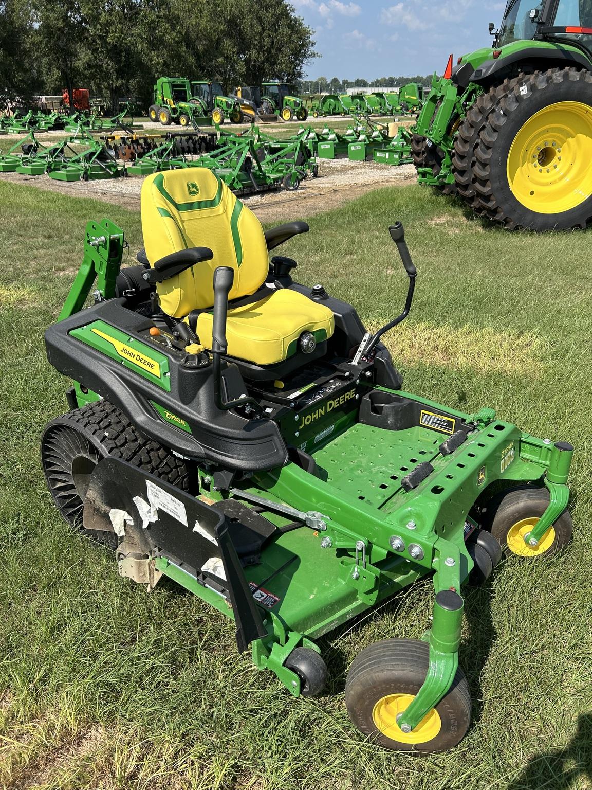 2023 John Deere Z950R