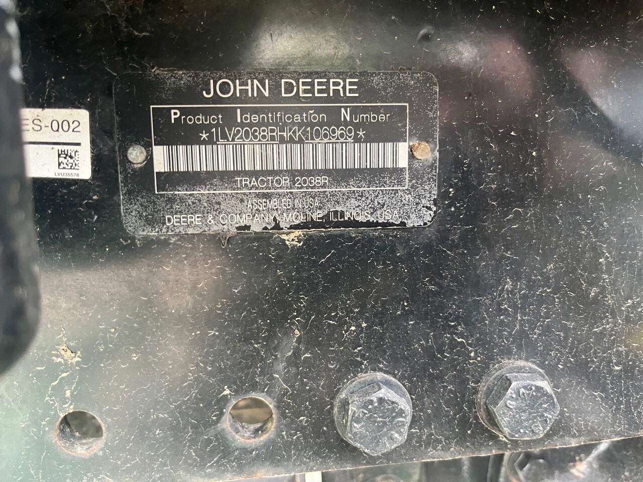 2019 John Deere 2038R