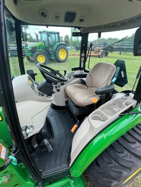 2024 John Deere 3046R