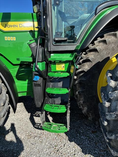 2024 John Deere 8R 310