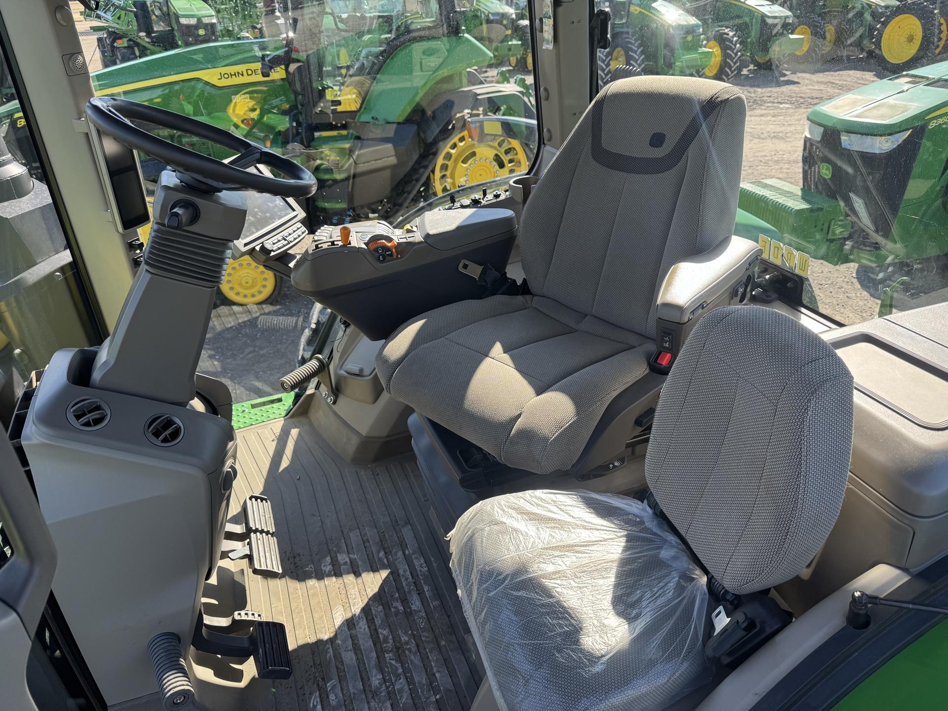 2023 John Deere 8R 310 Image