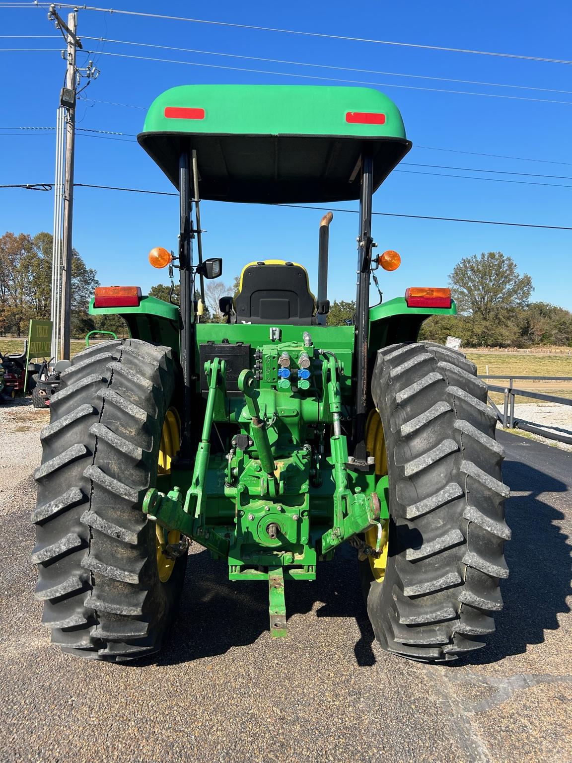 2012 John Deere 6115D