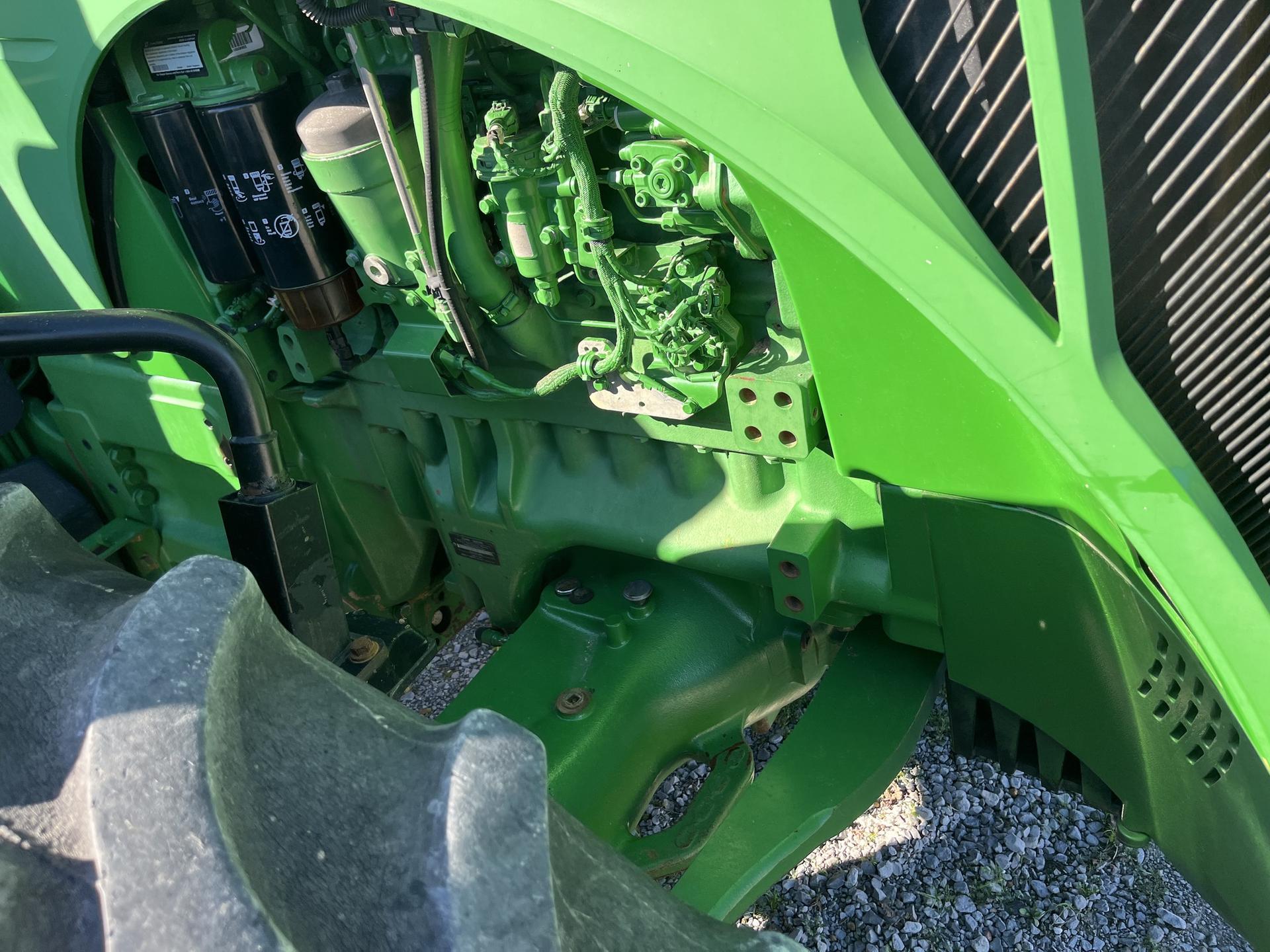 2013 John Deere 8310R