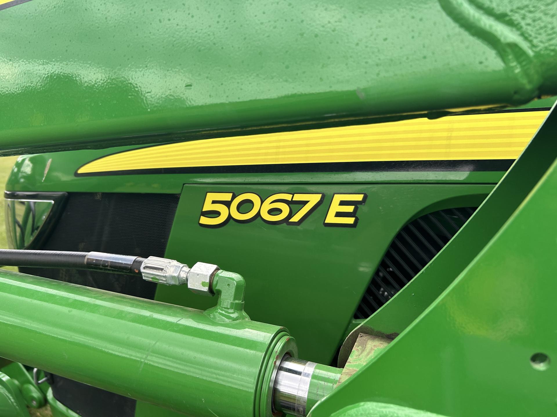 2024 John Deere 5067E