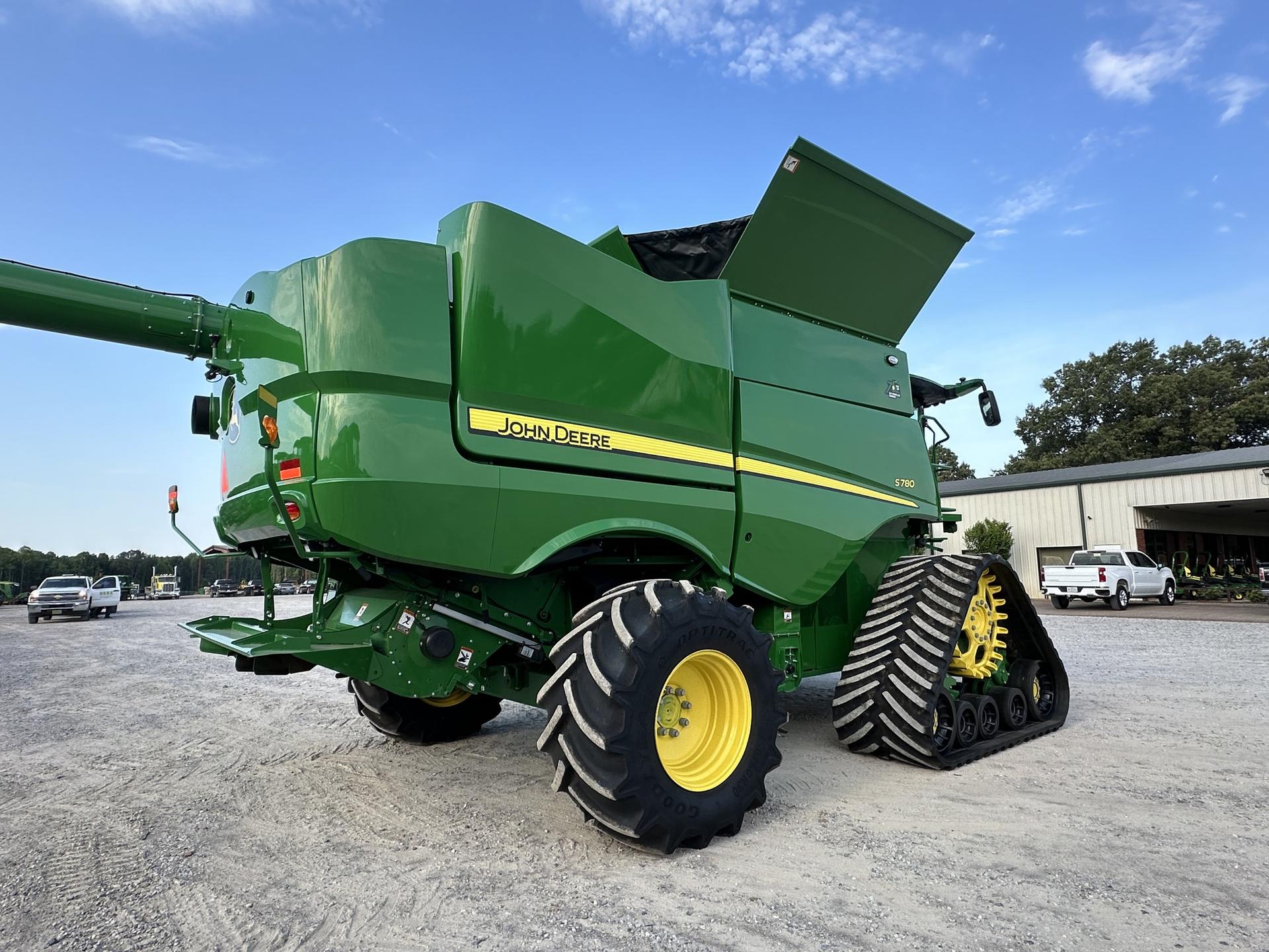 2022 John Deere S780