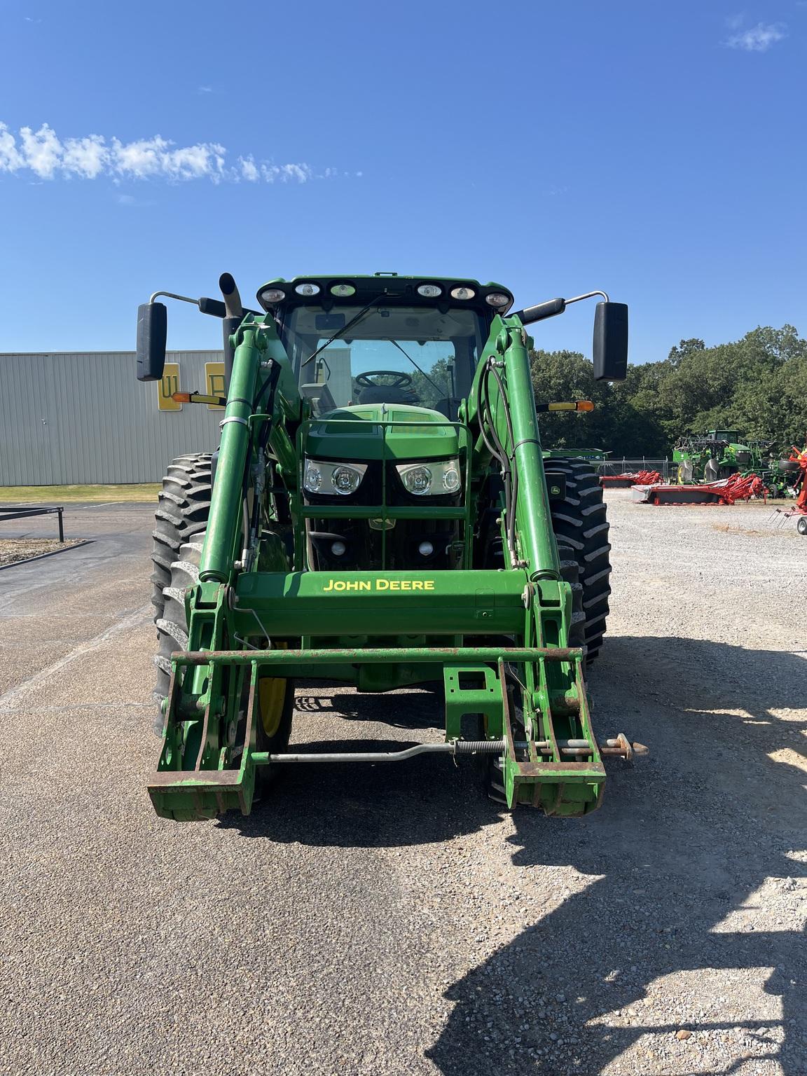 2016 John Deere 6155R