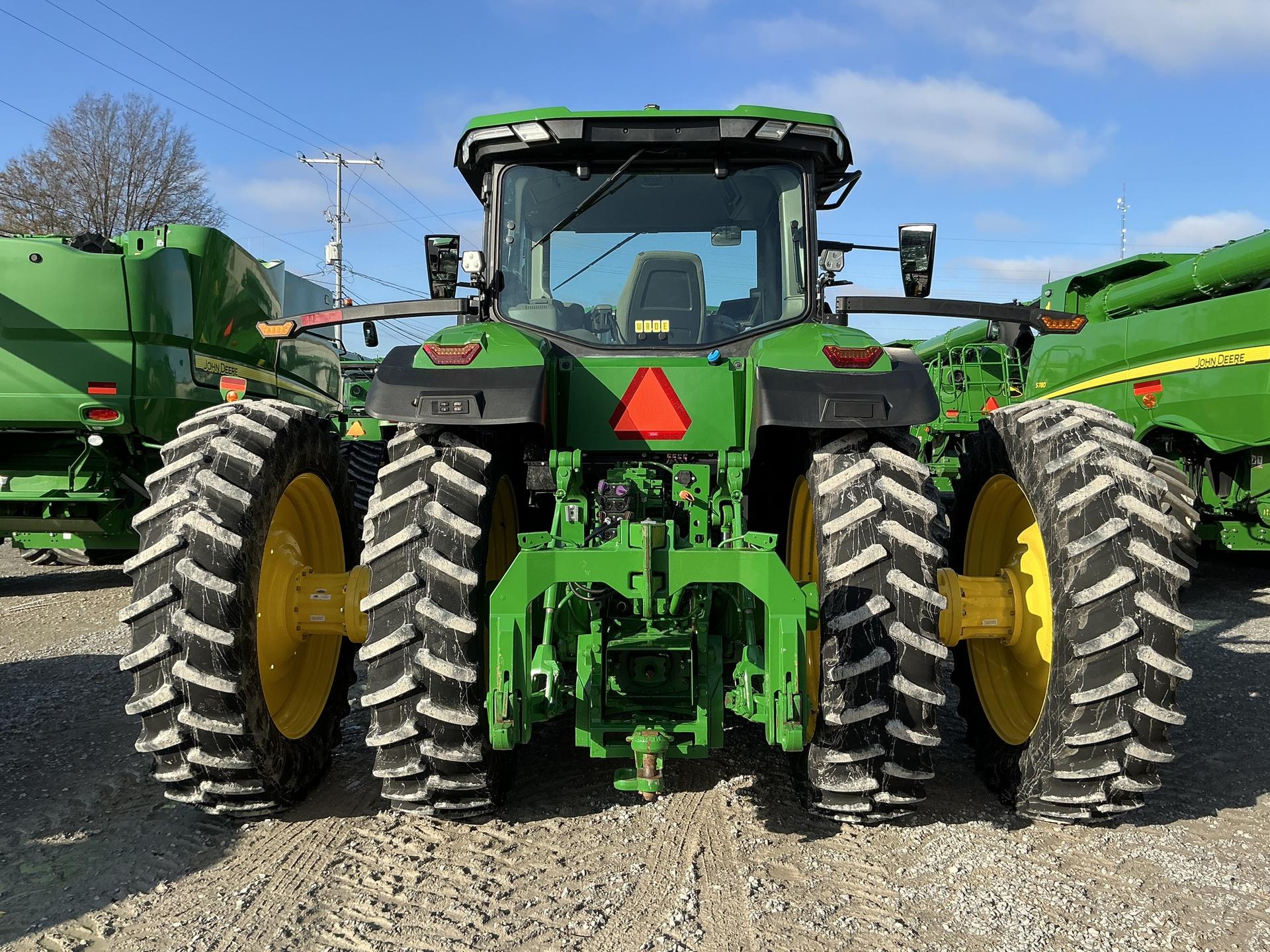 2023 John Deere 8R 280