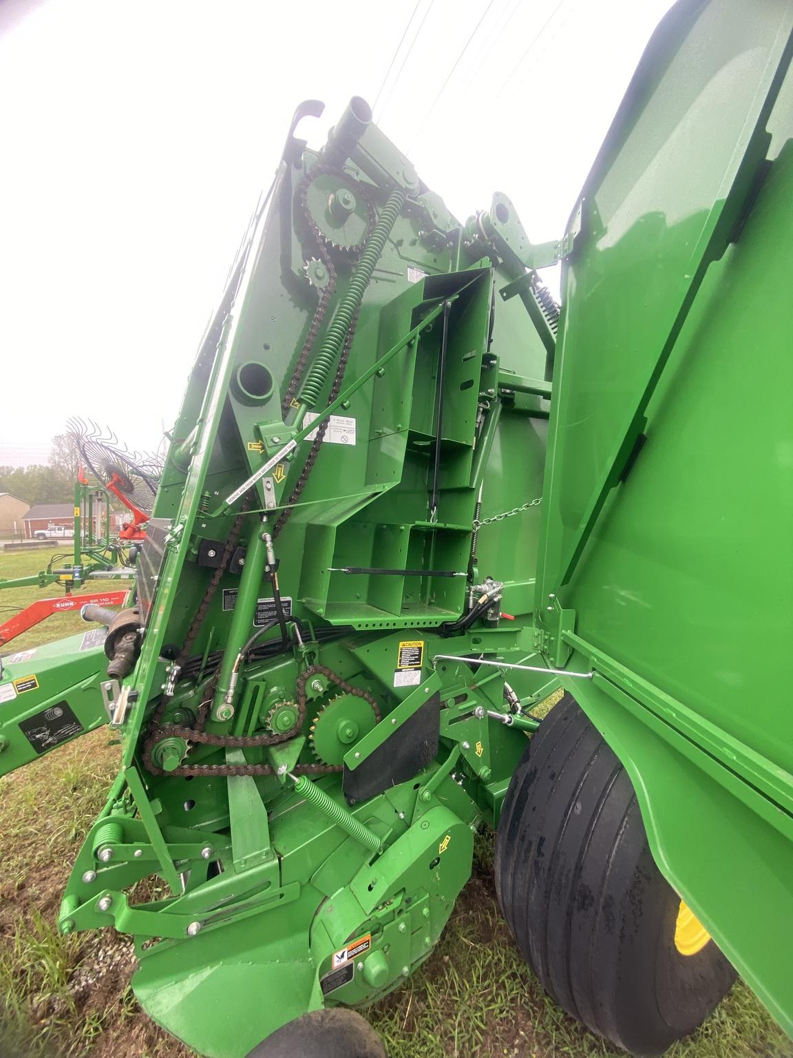 2019 John Deere 560M