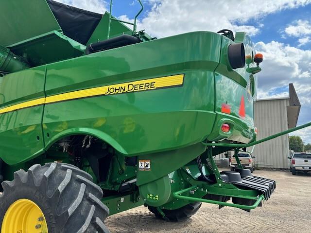 2019 John Deere S790